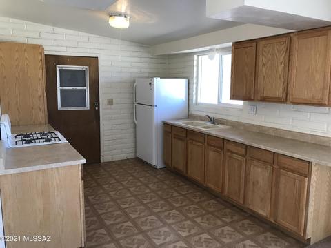 5530 S Irving Dr, Tucson, AZ 85706 photo 4