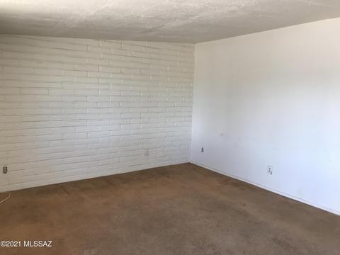 5530 S Irving Dr, Tucson, AZ 85706 photo 2