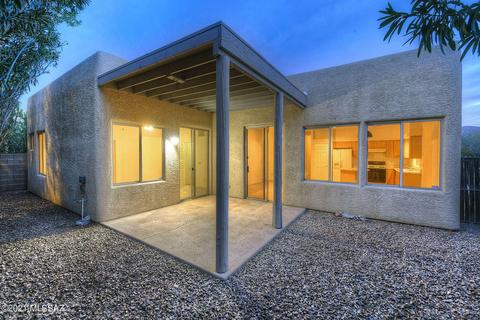 1526 E Painted Colt Loop, Tucson, AZ 85719 photo 23