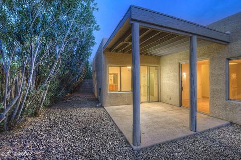 1526 E Painted Colt Loop, Tucson, AZ 85719 photo 24
