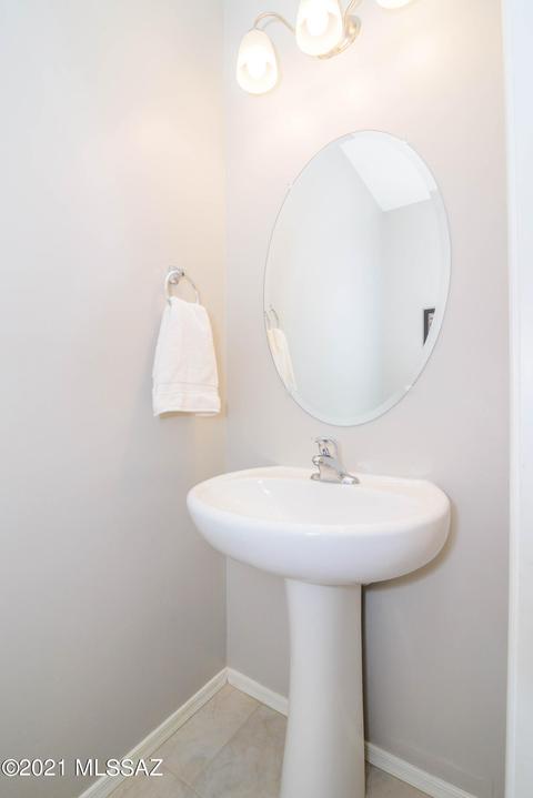 8858 E Abrams Loop, Tucson, AZ 85710 photo 8