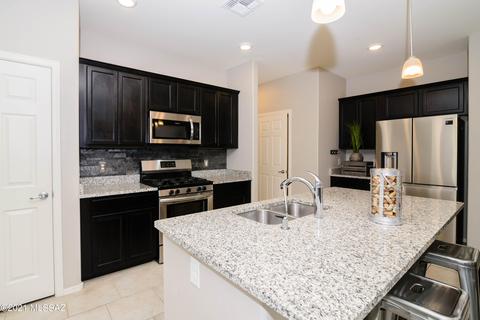 8858 E Abrams Loop, Tucson, AZ 85710 photo 7