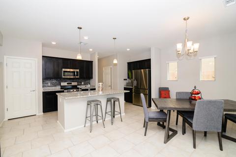 8858 E Abrams Loop, Tucson, AZ 85710 photo 2