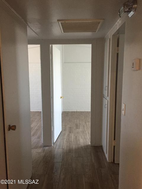 809 E 811 E Holaway Dr, Tucson, AZ 85719 photo 10