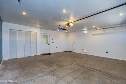 9284 E Bent Creek Way, Tucson, AZ 85747 photo 33