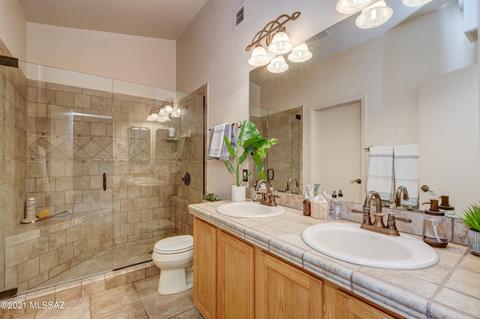 9284 E Bent Creek Way, Tucson, AZ 85747 photo 23