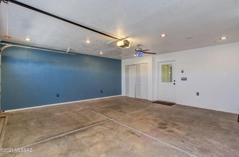 9284 E Bent Creek Way, Tucson, AZ 85747 photo 32