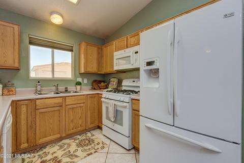 9284 E Bent Creek Way, Tucson, AZ 85747 photo 15