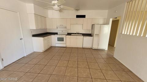 9846 E 33rd St, Tucson, AZ 85748 photo 2