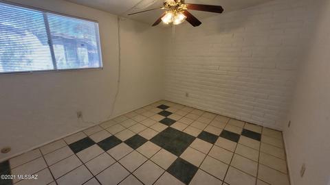 9846 E 33rd St, Tucson, AZ 85748 photo 5