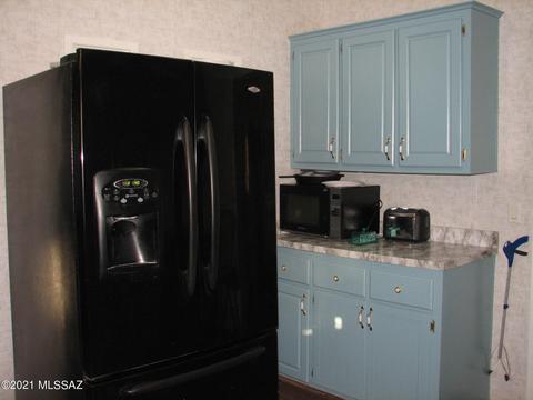 1172 E Morris Ln, Benson, AZ 85602 photo 8