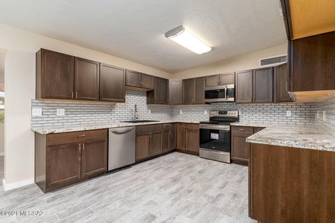 5437 E 3rd St, Tucson, AZ 85711 photo 5