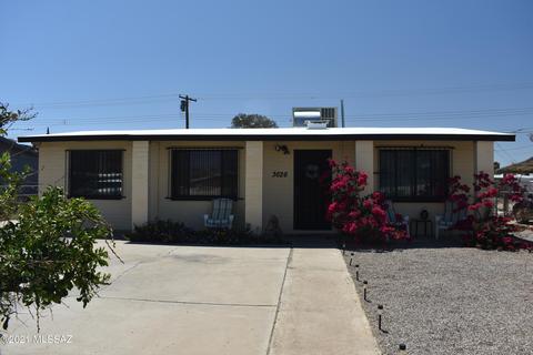3626 E Sylvane St, Tucson, AZ 85713 photo 2