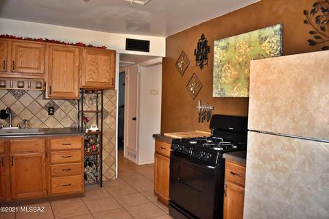 3626 E Sylvane St, Tucson, AZ 85713 photo 7