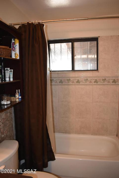 3626 E Sylvane St, Tucson, AZ 85713 photo 21