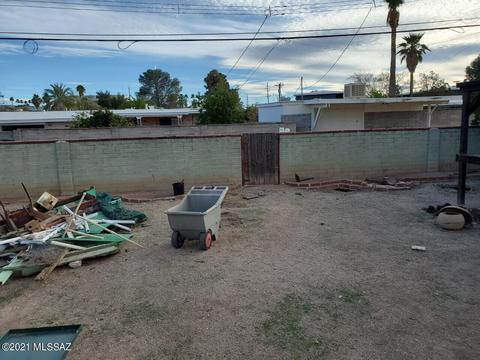 5752 E 9th St, Tucson, AZ 85711 photo 6