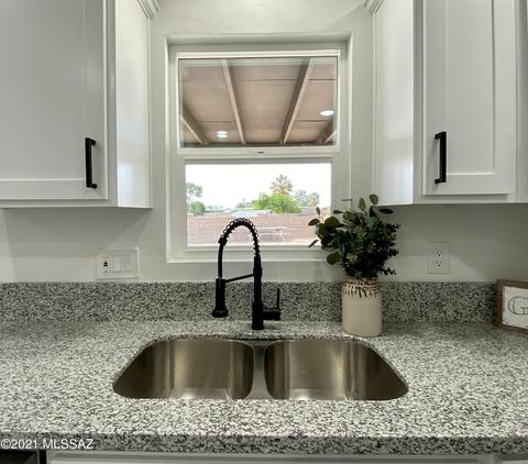 9341 E Stella Rd, Tucson, AZ 85730 photo 16
