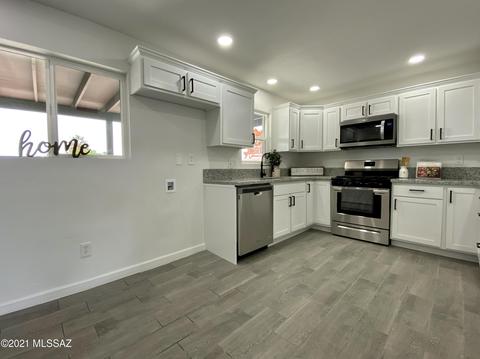 9341 E Stella Rd, Tucson, AZ 85730 photo 13