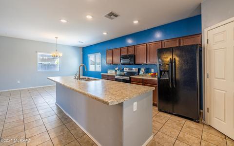 6542 E Brushback Loop, Tucson, AZ 85756 photo 9