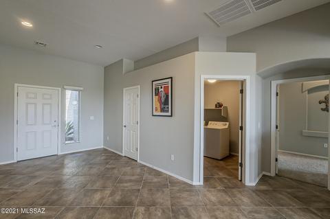 734 E Blue Mesa Pl, Vail, AZ 85641 photo 4