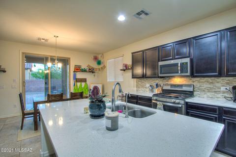 9410 E Avellanet Ln, Vail, AZ 85641 photo 8