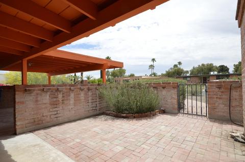 6811 E 3rd St, Tucson, AZ 85710 photo 5