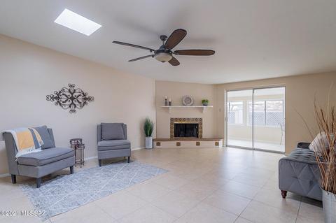 8730 E Burning Tree Dr, Tucson, AZ 85710 photo 18