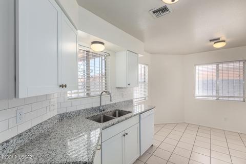 700 E Dakota St, Tucson, AZ 85706 photo 7