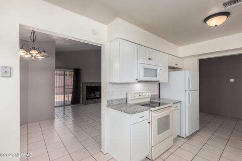 700 E Dakota St, Tucson, AZ 85706 photo 8