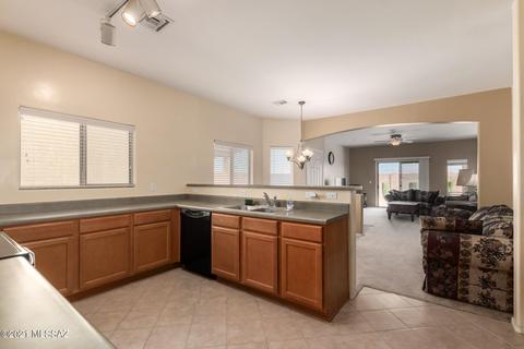 7623 E Fair Meadows Loop, Tucson, AZ 85756 photo 10