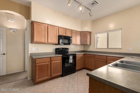7623 E Fair Meadows Loop, Tucson, AZ 85756 photo 8