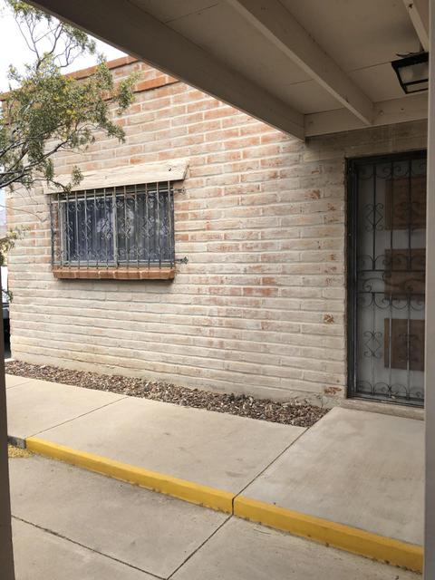 15 E Pastime Rd, Tucson, AZ 85705 photo 2