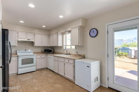 3854 E Mainyard Pl, Tucson, AZ 85739 photo 8