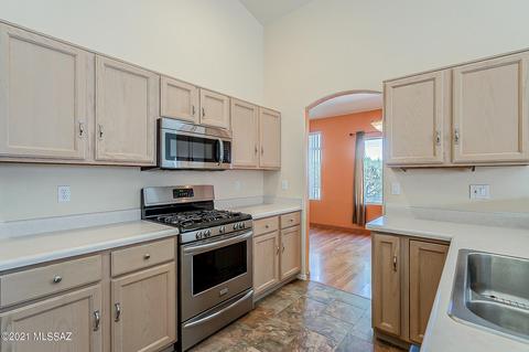 9993 E Paseo San Bruno, Tucson, AZ 85747 photo 3
