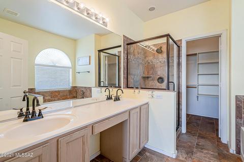 9993 E Paseo San Bruno, Tucson, AZ 85747 photo 4