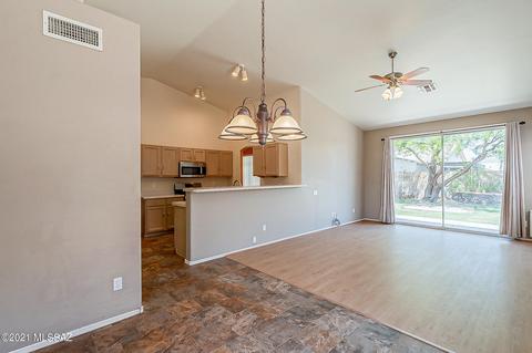 9993 E Paseo San Bruno, Tucson, AZ 85747 photo 7