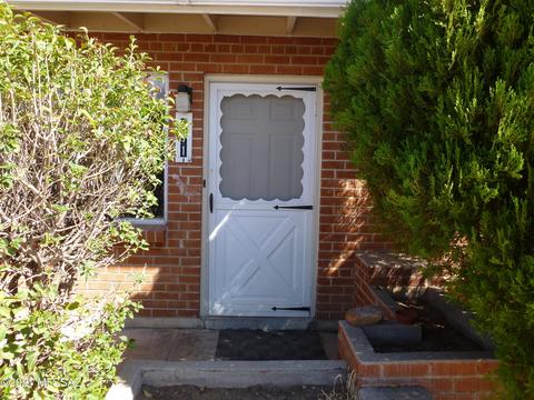 671 E Post Rd, Benson, AZ 85602 photo 4
