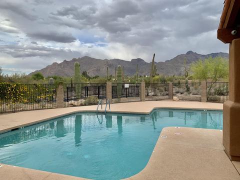 545 E Covered Wagon Drive Dr, Tucson, AZ 85704 photo 2