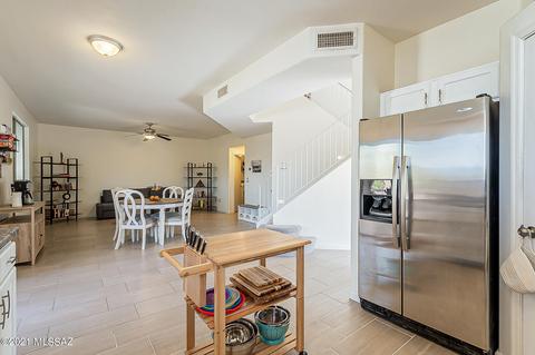 8701 E Chimney Spring Dr, Tucson, AZ 85747 photo 13