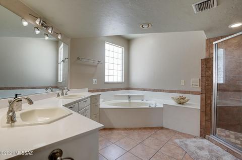 10 W Stone Loop, Tucson, AZ 85704 photo 35