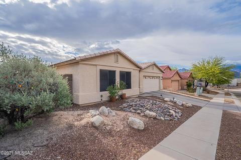 9486 E Lilly Bay Loop, Tucson, AZ 85710 photo 2