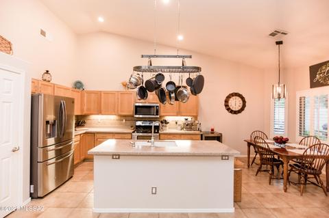 9840 E Murchison Pl, Tucson, AZ 85748 photo 3
