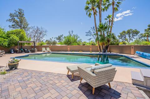 7007 E Katchina Ct, Tucson, AZ 85715 photo 4