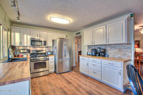 960 W Magee Rd, Tucson, AZ 85704 photo 4