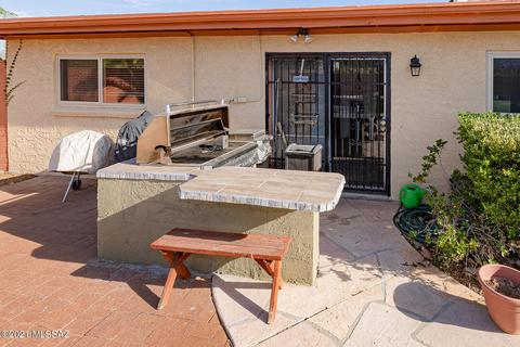 6351 E River Rd, Tucson, AZ 85750 photo 15