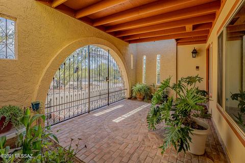 6351 E River Rd, Tucson, AZ 85750 photo 3