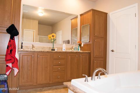 10030 E Andrada Rd, Vail, AZ 85641 photo 9