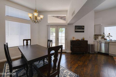 10411 E Thunderbolt Dr, Tucson, AZ 85748 photo 5