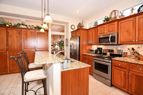 1075 E Ashbrook Dr, Oro Valley, AZ 85755 photo 8