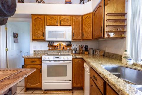 31 Crestview Dr, Elgin, AZ 85611 photo 16